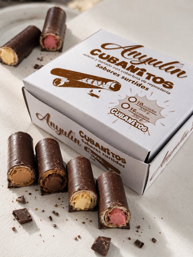 Caja de Cubanitos Anyulín sabores surtidos